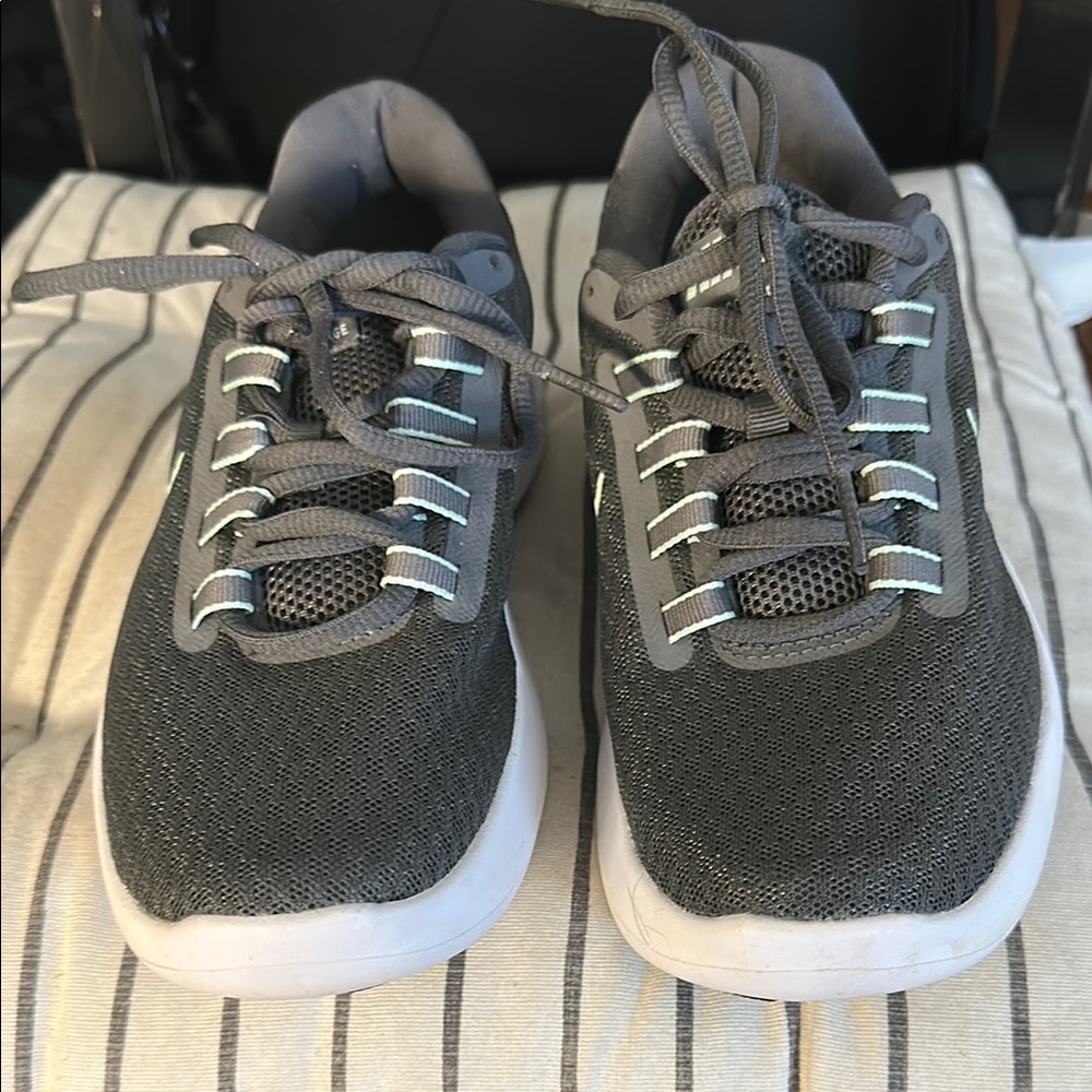 Nike Gray and White Women's Sneakers EUC